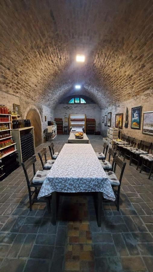 Podrum Miljevic Novi Ledinci Exterior foto